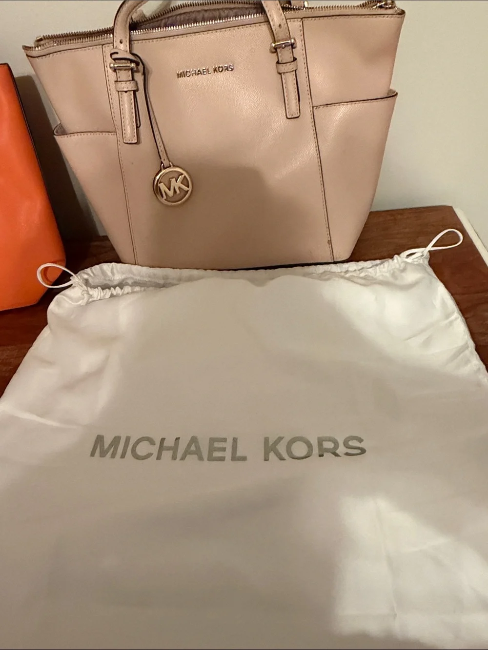 Michael Kors Beige Leather Tote with Logo Charm - Picture 5 of 6